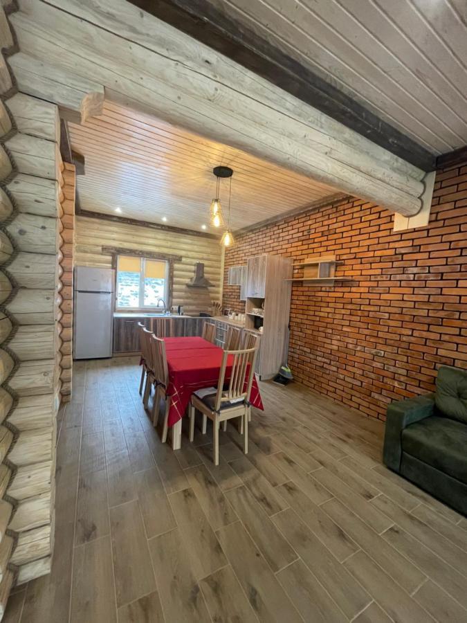 Карпатська Криївка Apartment Frasin Exterior foto